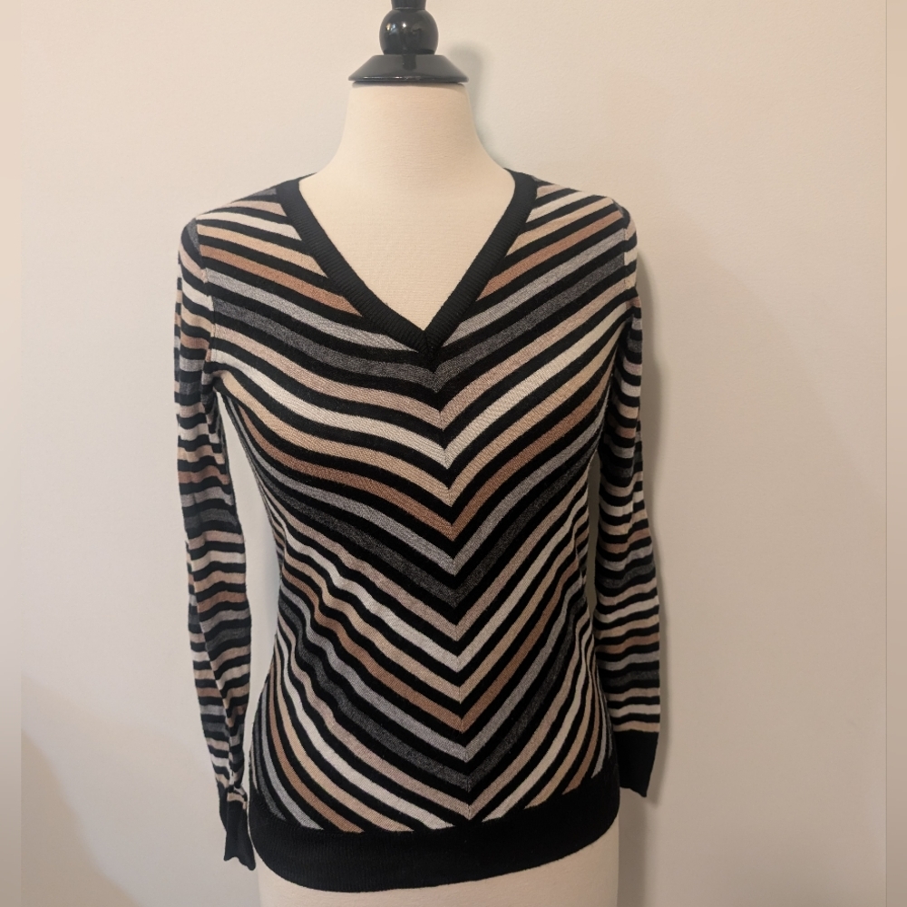 The Limited Neutral Chevron Striped V-Neck Women's Wool Blend Sweater Small